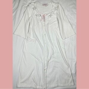 vandemere vintage womens white coquette nightgown.